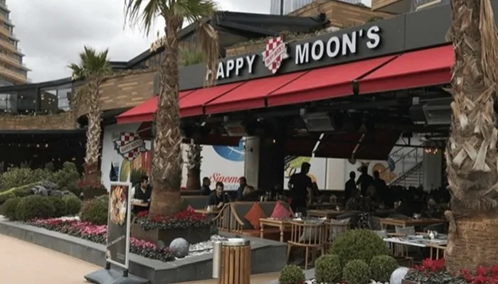Happy Moons Watergarden AVM
